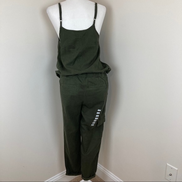 Motherhood Maternity Army Green Cargo Jumpsuit NWT - Picture 10 of 15
